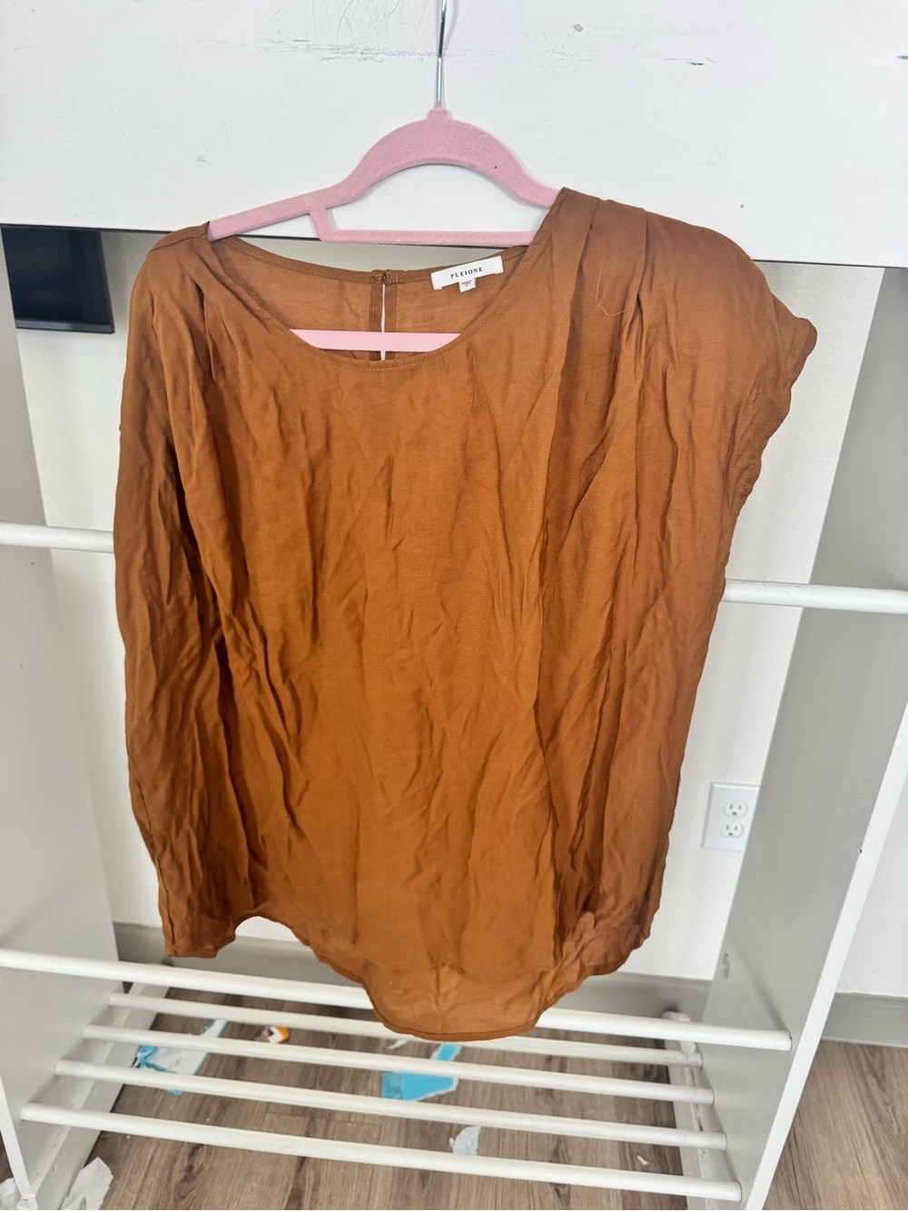 Pleione Rust Brown Short Sleeve Blouse